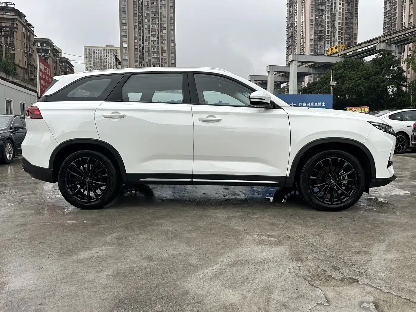 Changan CS75 2025 2025 PRO 1.5T Premium 7-Seater