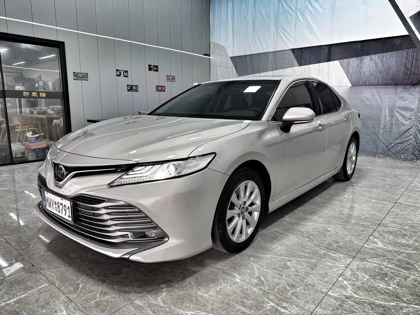 Toyota Camry 2018 2.0G Luxury Edition