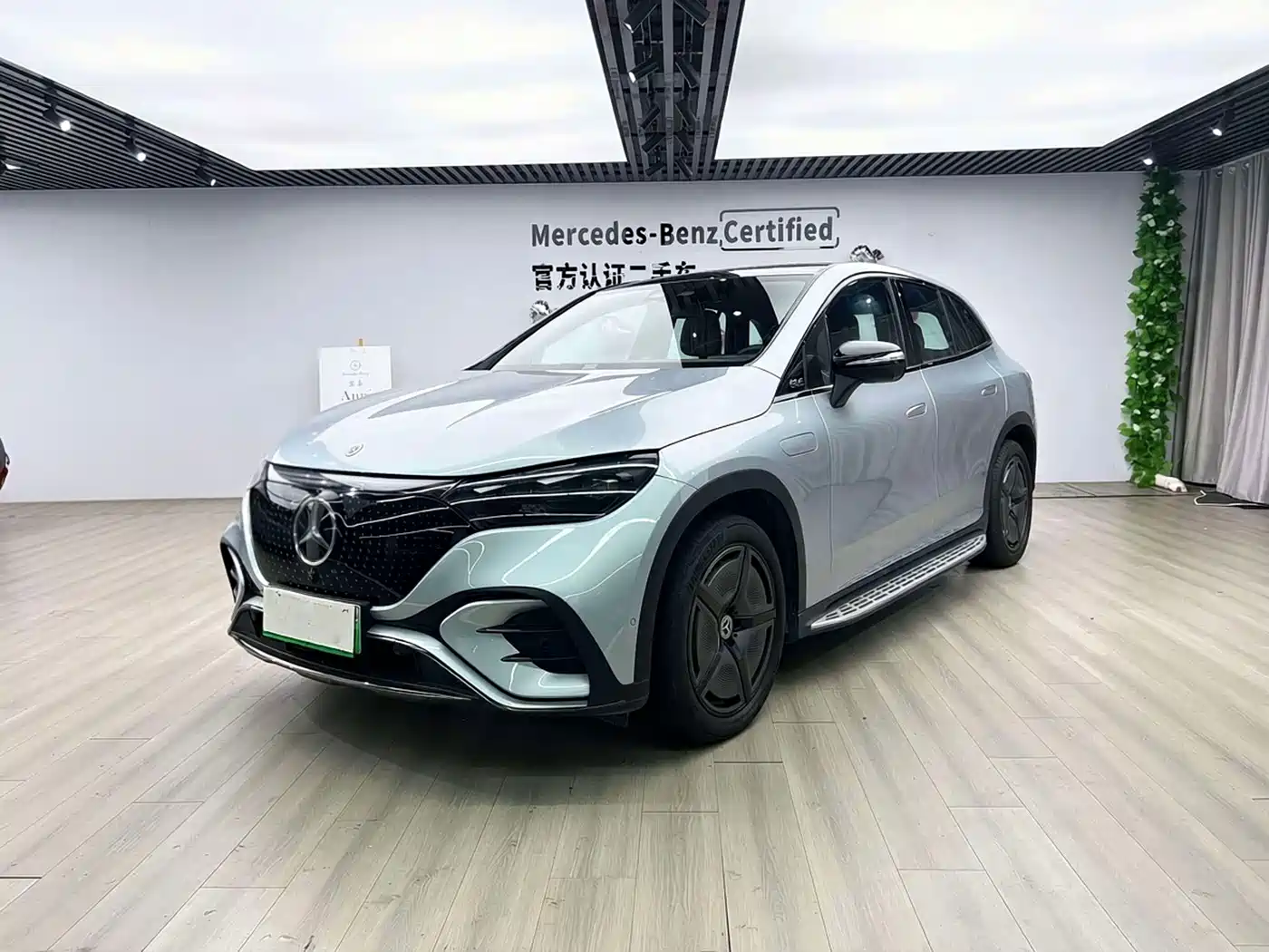 Mercedes-Benz EQE SUV 2025 2023 500 4MATIC Special Edition
