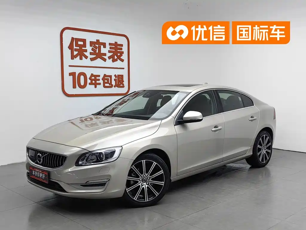 Фото 1 - Volvo S60