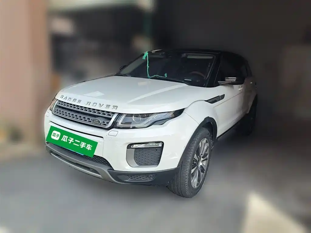 Land Rover Range Rover Evoque 2017 2.0T British Style Edition фото 2