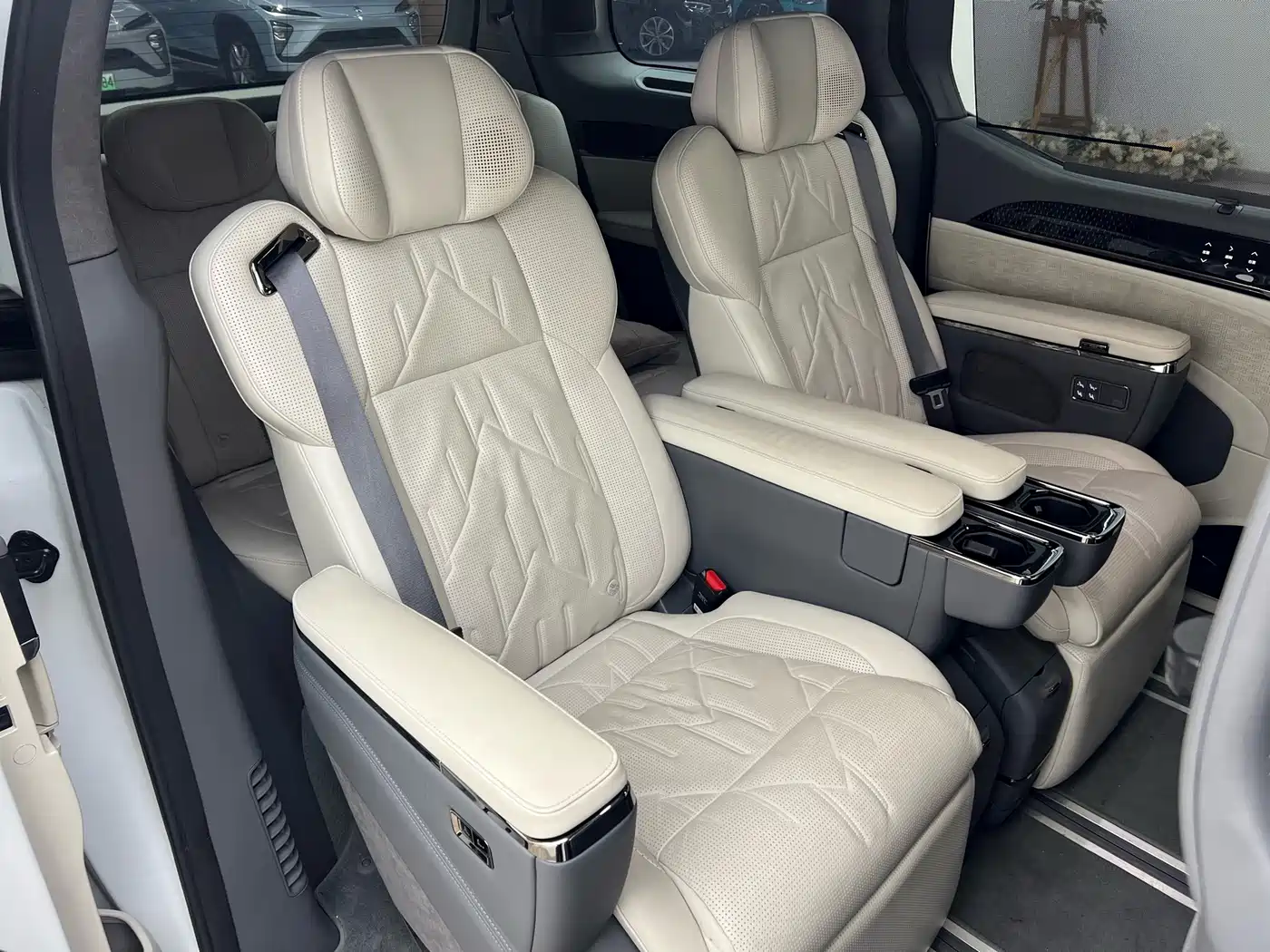 ZEEKR EXTREME KRYPTON 009