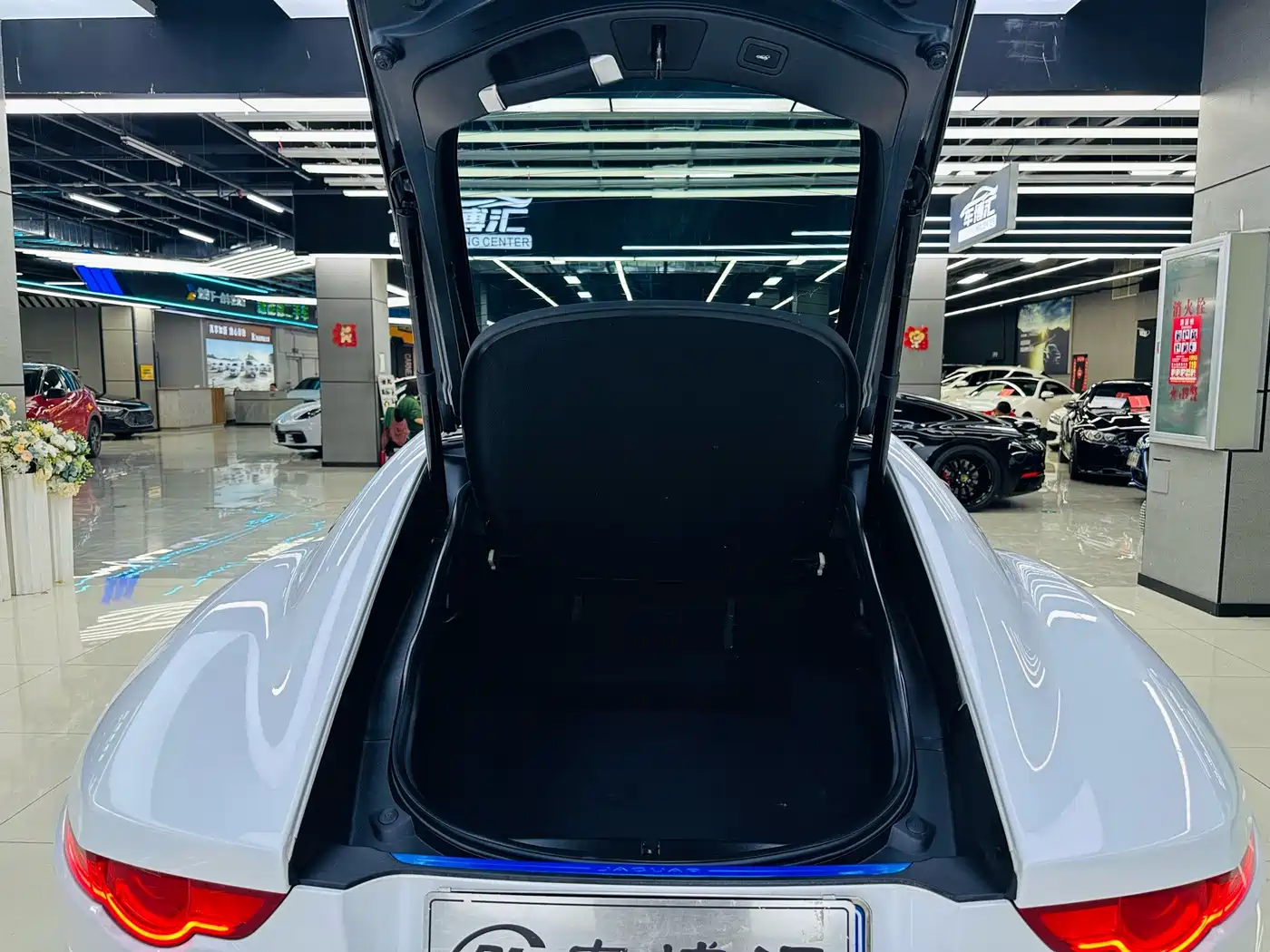 Jaguar F-TYPE 2017 2016 3.0 SC Hardtop