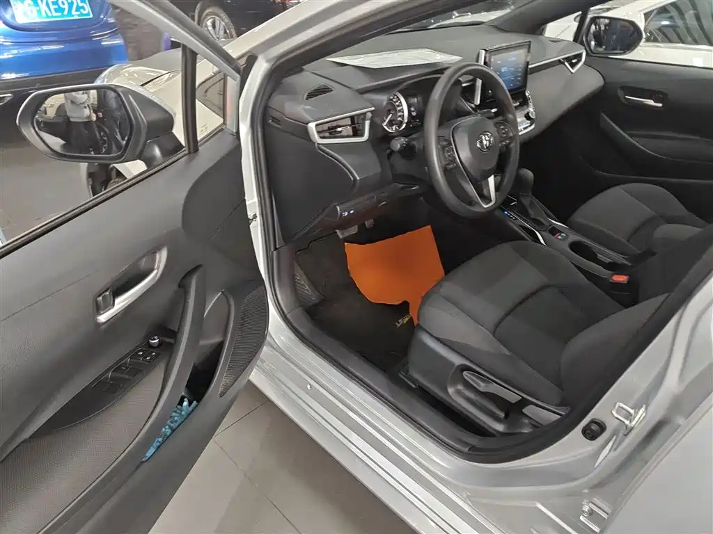 Toyota Levin 2021 185T CVT Luxury Edition фото 12