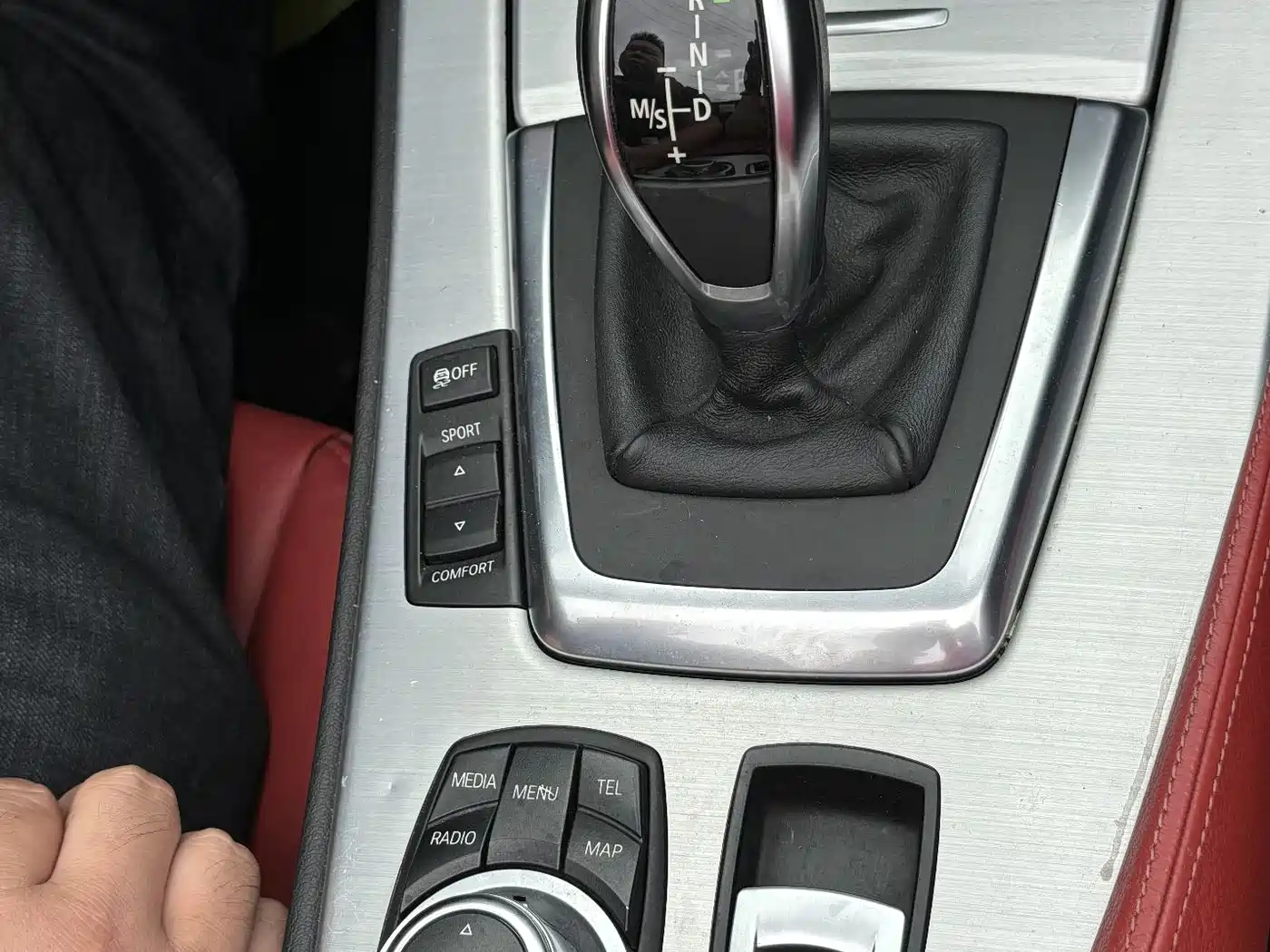 BMW Z4 2015 2013 sDrive20i Leading