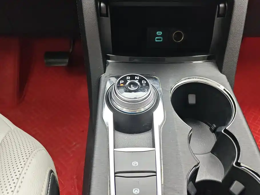 Ford Escape 2021 2020 EcoBoost 245 2WD Premium Edition
