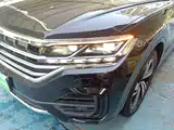 Фото 24 - Volkswagen Touareg