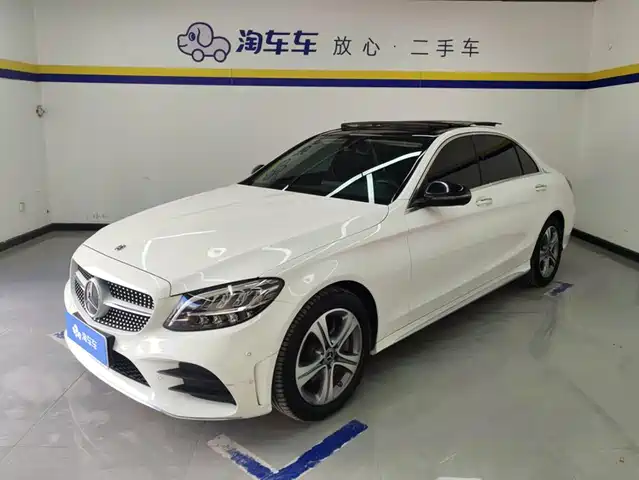 Mercedes-Benz C-Class 2021