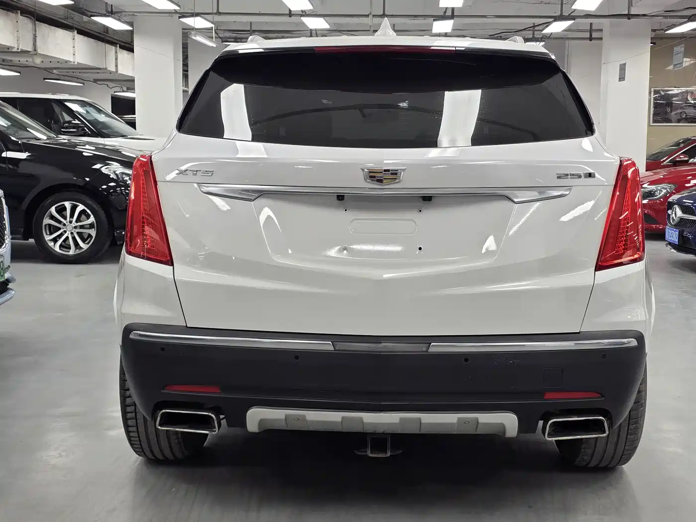 Cadillac XT5 2016 25T Luxury Model фото 14