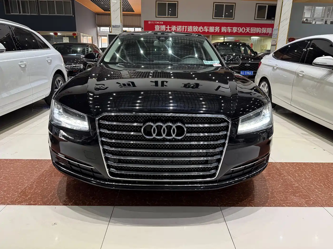 Audi A8 2013 A8L 45 TFSI quattro Luxury фото 3