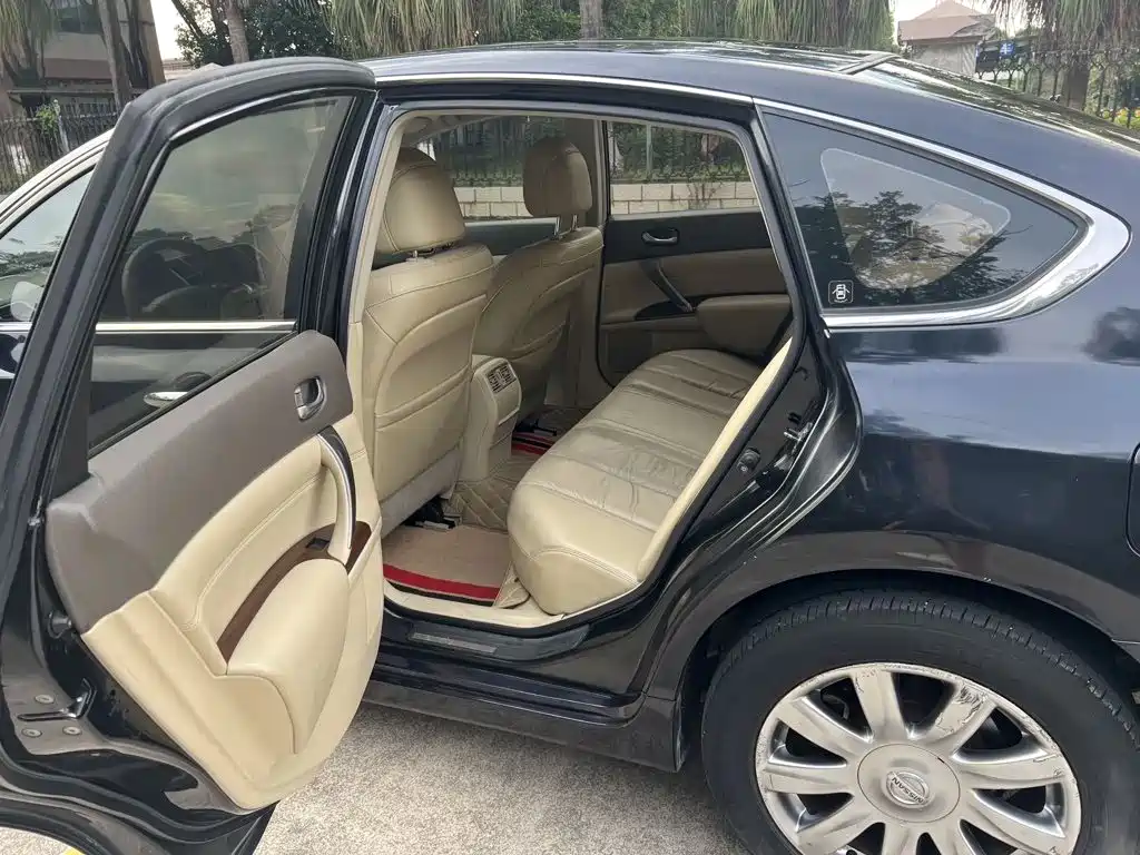 Photo 5 - Nissan Teana