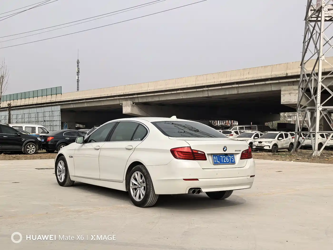 BMW 5 Series 2011 523Li Luxury фото 4