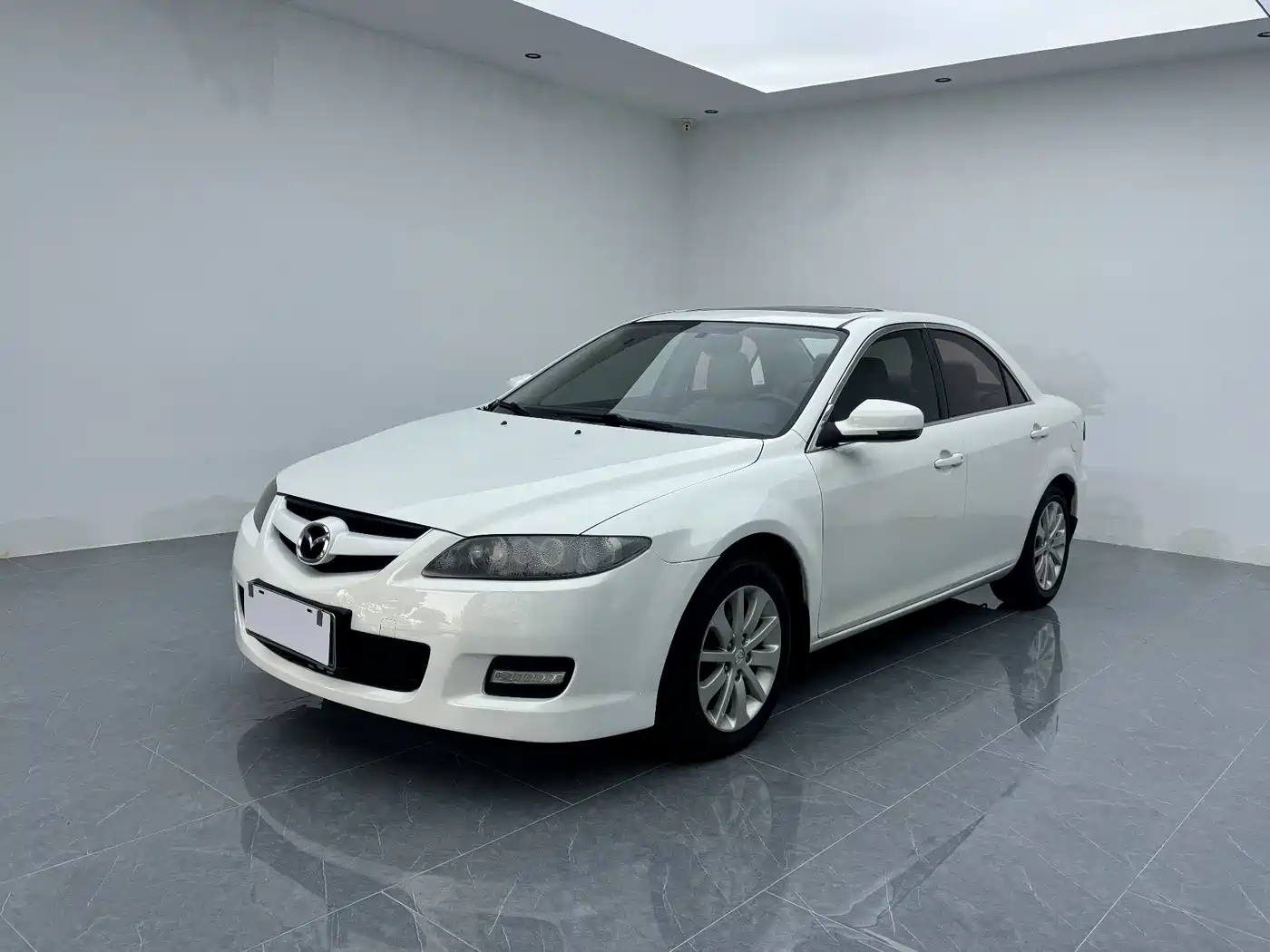Фото 1 - Mazda 6