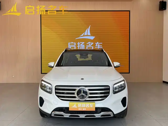 MERCEDES-BENZ GLB