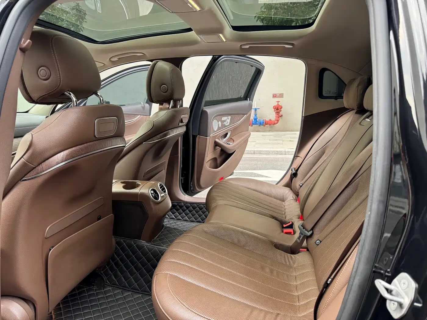 Mercedes-Benz E-Class 2020 Facelift E 300 L Exclusive фото 8