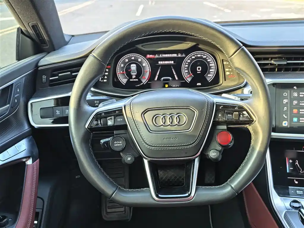 Audi A7L 2024 45 TFSI quattro Black Warrior Edition фото 3