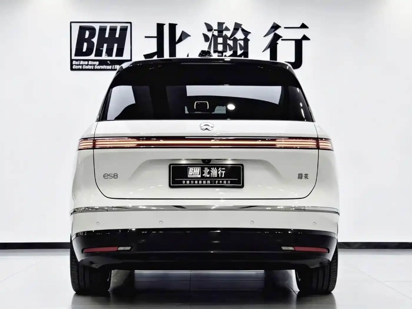 2026 NIO ES8