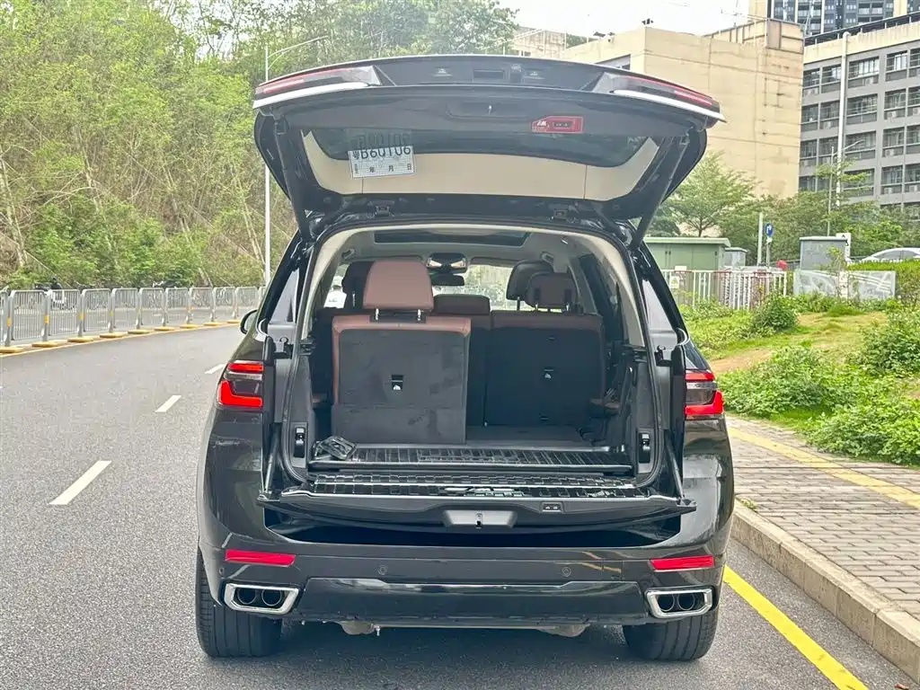 BMW X7 2023 xDrive40i Exclusive Luxury Package фото 6