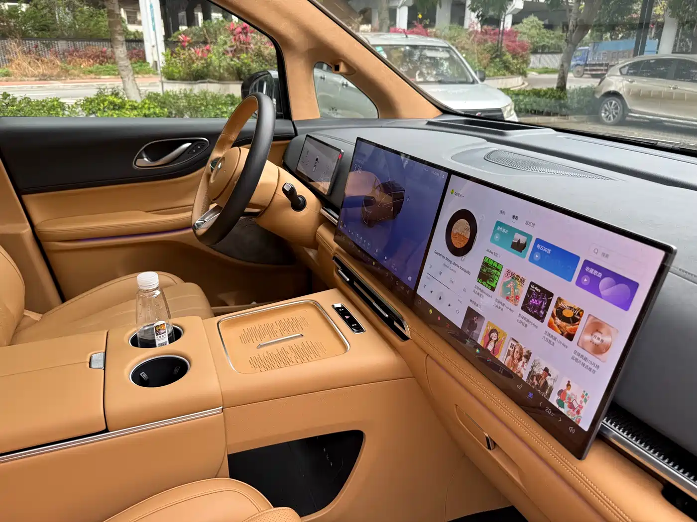 Voyah Auto Voyah Dreamer 2025 PHEV AWD Flagship Kunpeng Edition фото 24
