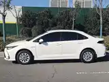 Фото 3 - Toyota Corolla
