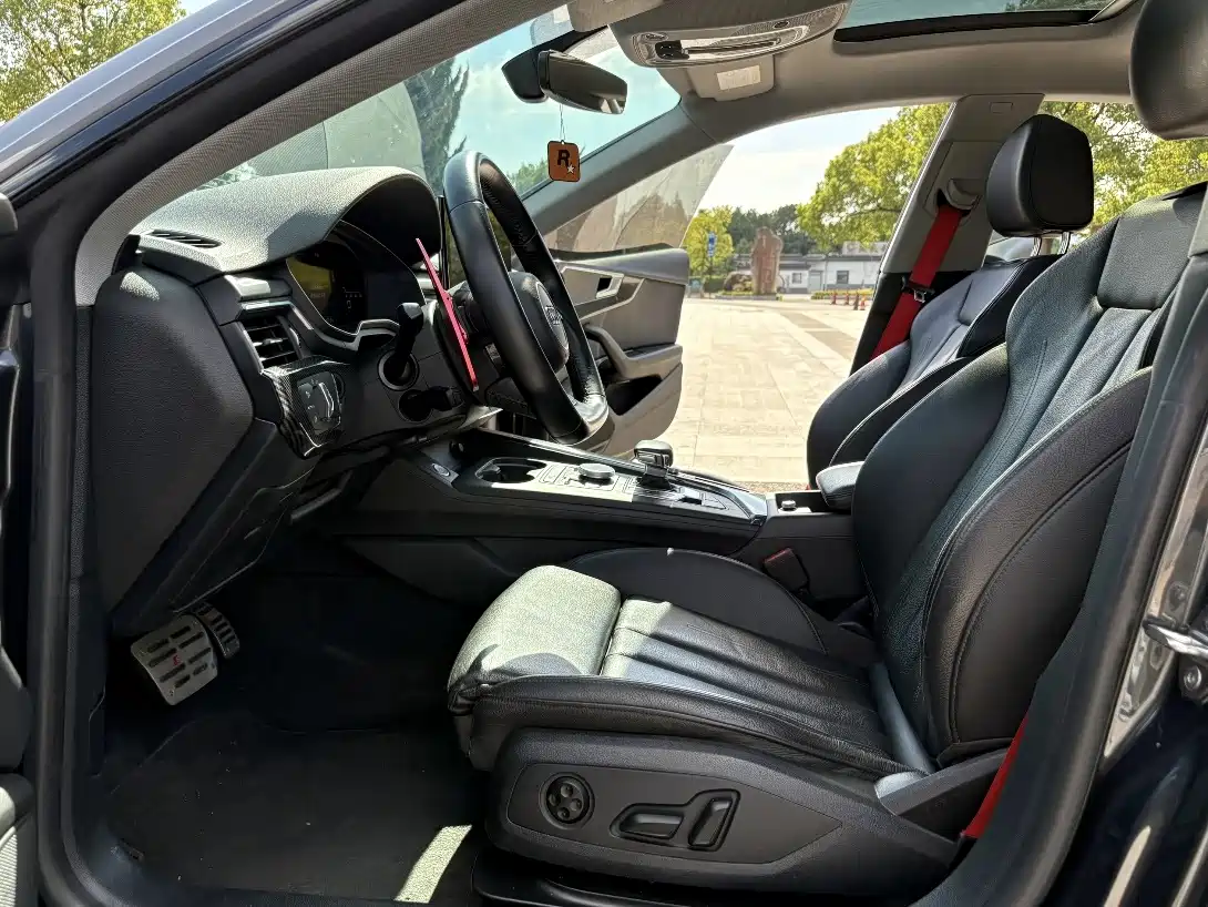Фото 7 - Audi A5 (Import)