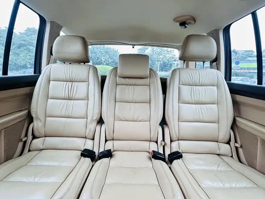 Volkswagen Touran 2013 1.4T DSG Brilliant Edition 5-seater фото 12