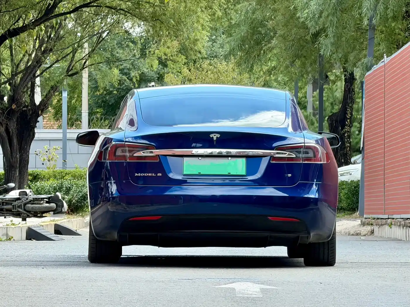 Tesla Model S 2017 2016 Model S 75