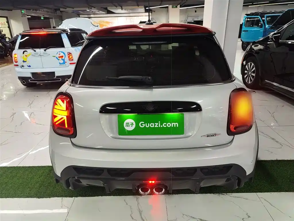MINI JCW