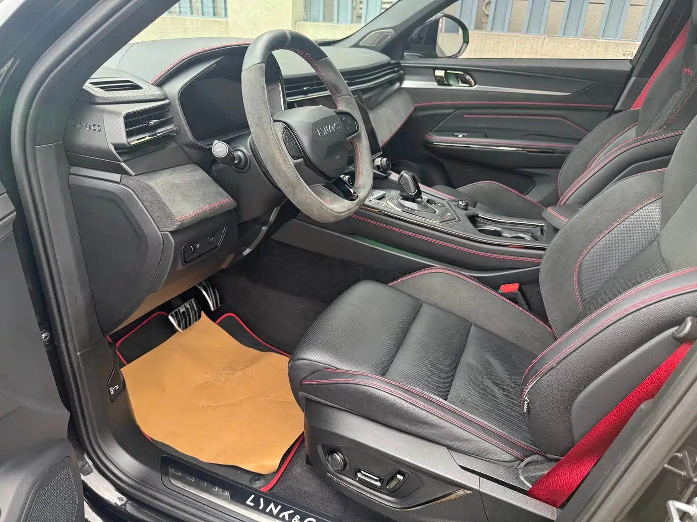 Lynk & Co 05 2020 2.0TD AWD Time Limited Edition фото 4