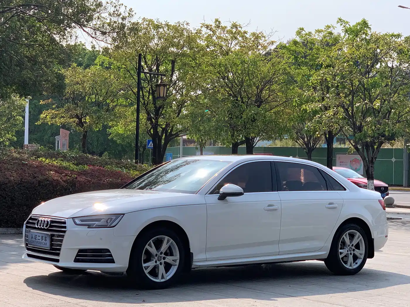 Audi A4L 2018 30th Anniversary 40 TFSI Progressive