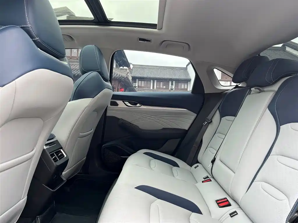 GEELY AUTOMOBILE XINGRUI