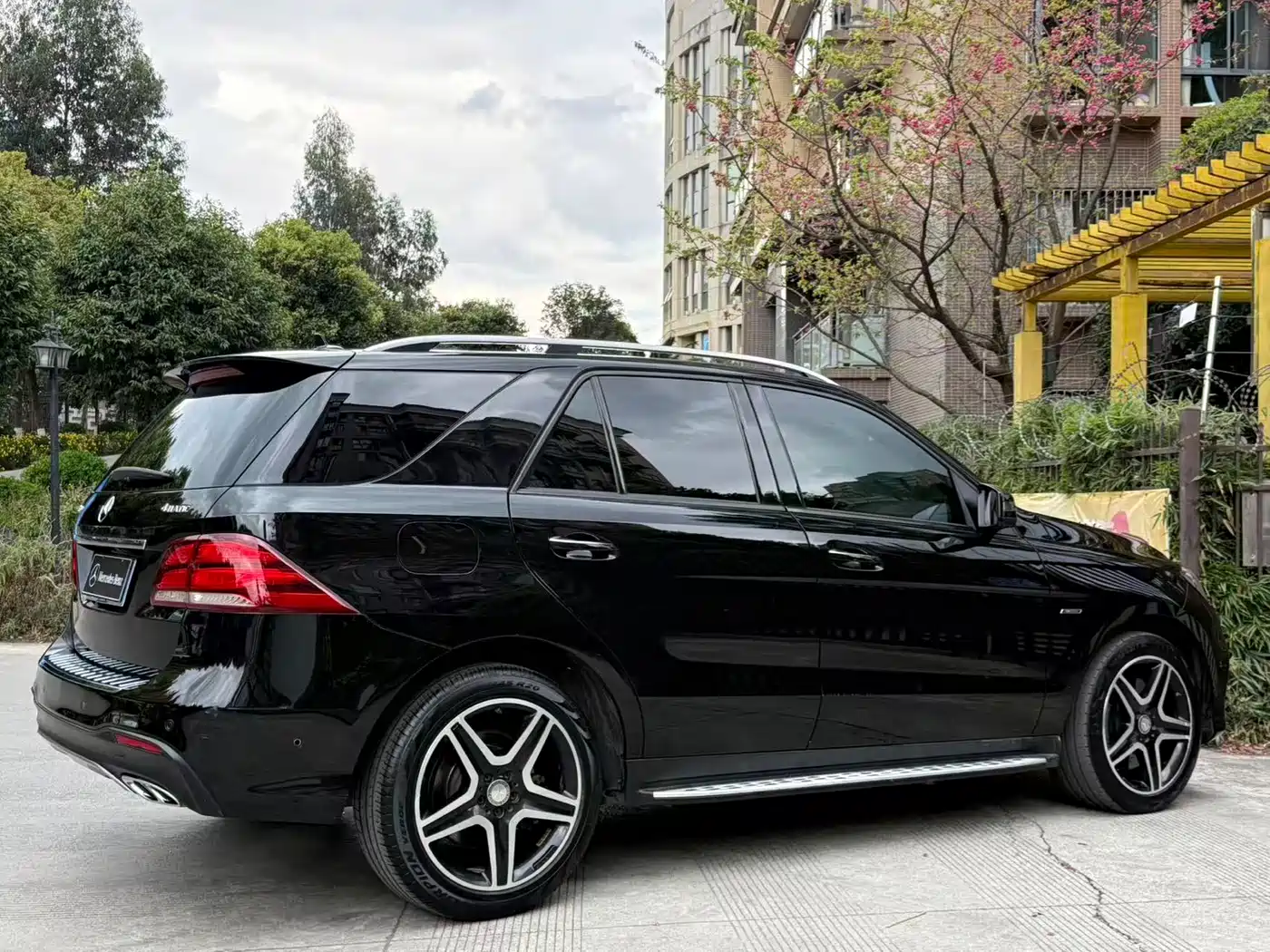 Mercedes-Benz GLE 2017 GLE 450 AMG 4MATIC фото 37