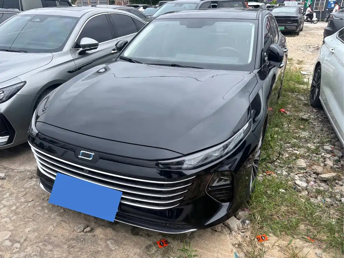 Besturn B70 2025 2024 Model Soaring Dragon Edition 1.5T Pioneer