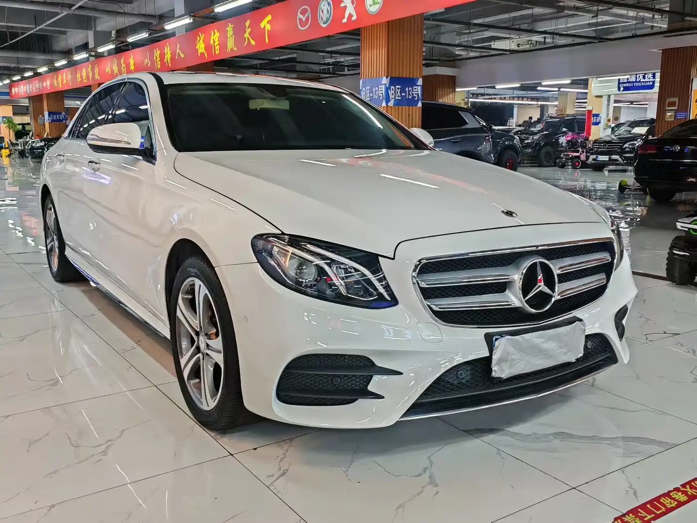 Mercedes-Benz E-Class 2019 E 260 L Sport фото 3