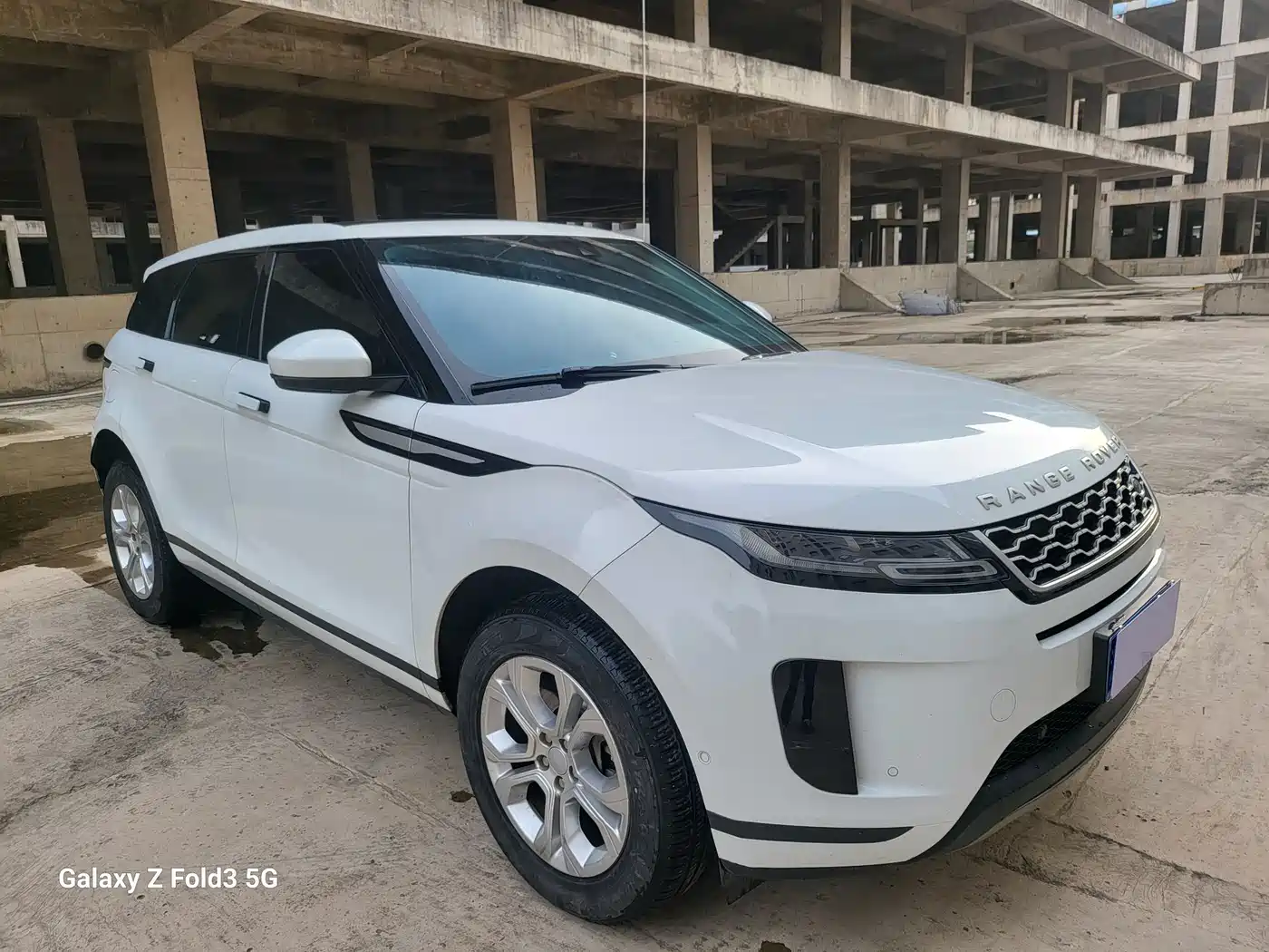 Land Rover Range Rover Evoque 2020 249PS Youth Edition фото 3