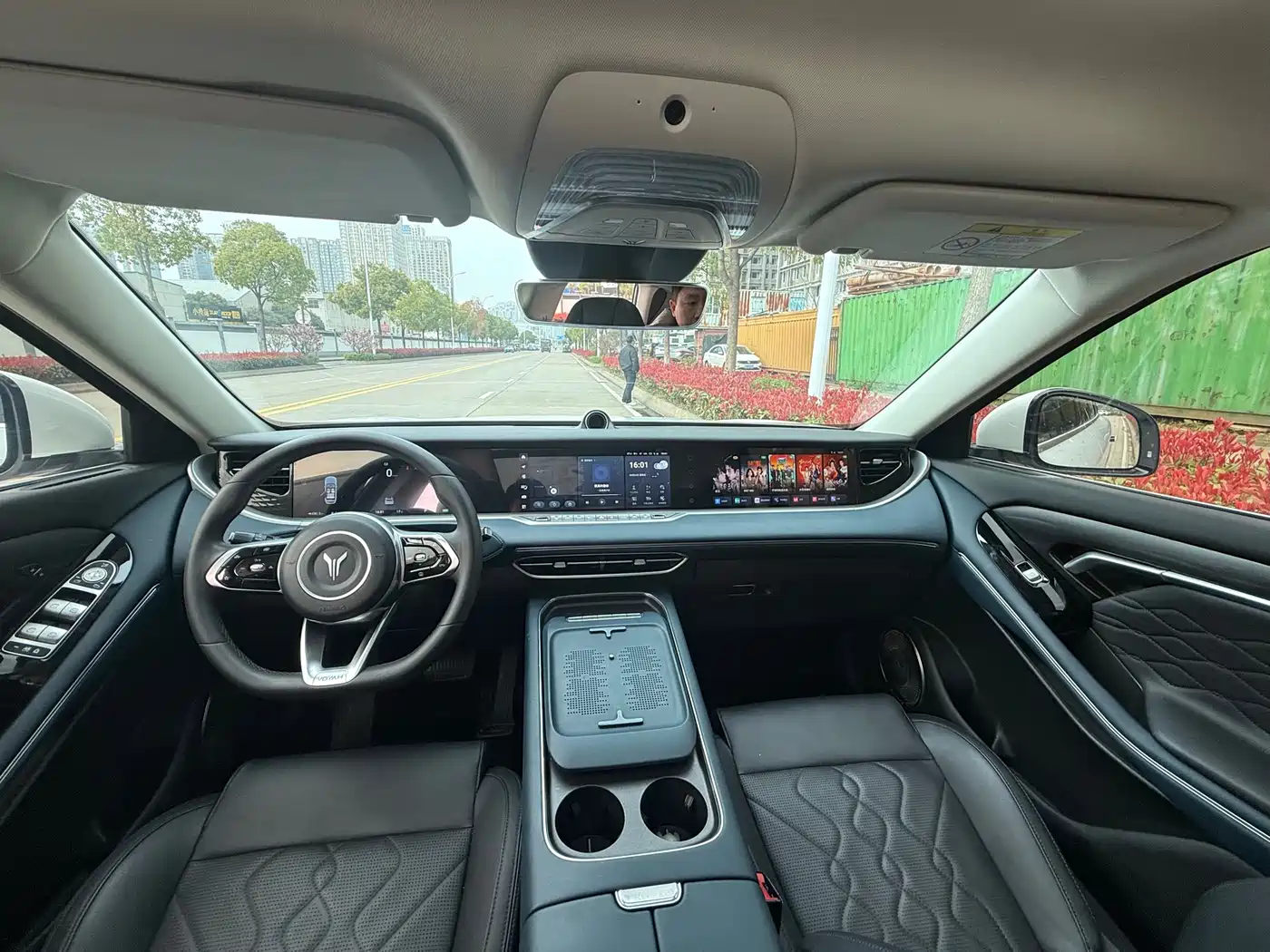 Voyah Auto VOYAH FREE 2024 Ultra Long Range Intelligent Driving Edition фото 7