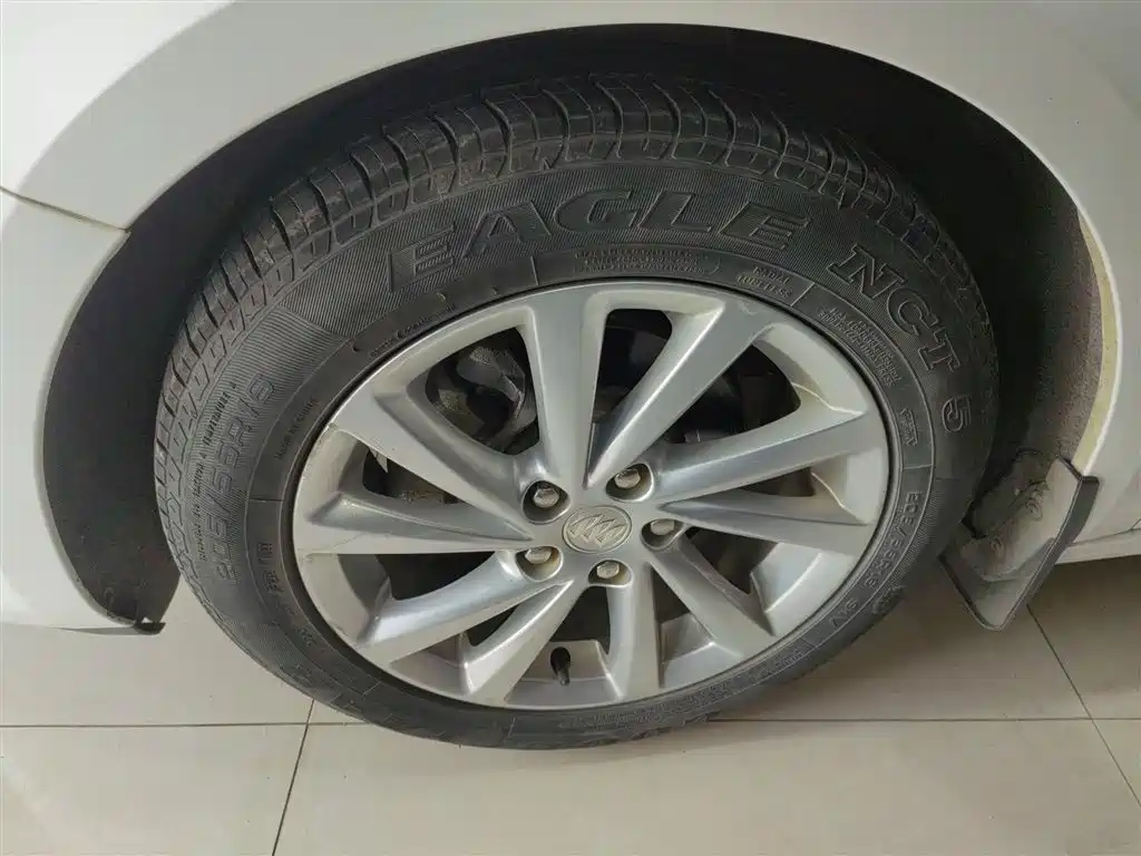 Buick Verano 2015 Sedan 15S Automatic Progressive фото 25