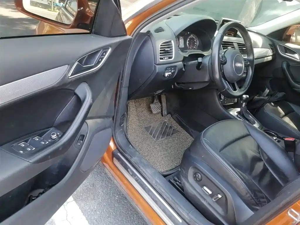 Audi Q3 2017 30 TFSI Style фото 16