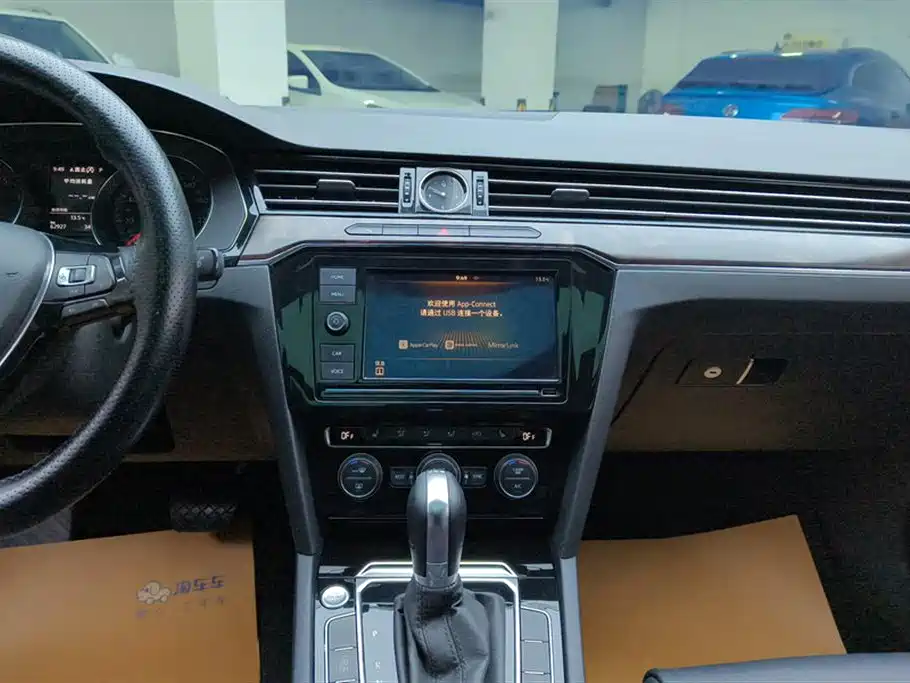 Volkswagen Magotan 2019 330TSI DSG Luxury Class China VI фото 13