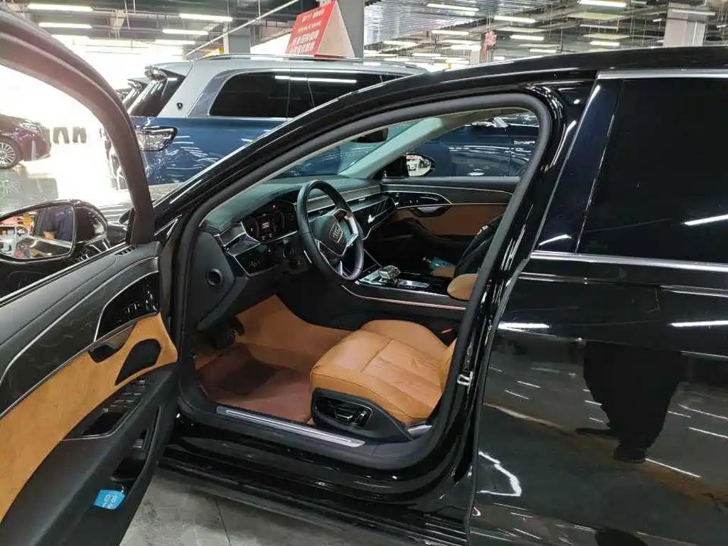 Audi A8 2025 2024 Model A8L 45 TFSI quattro Luxury