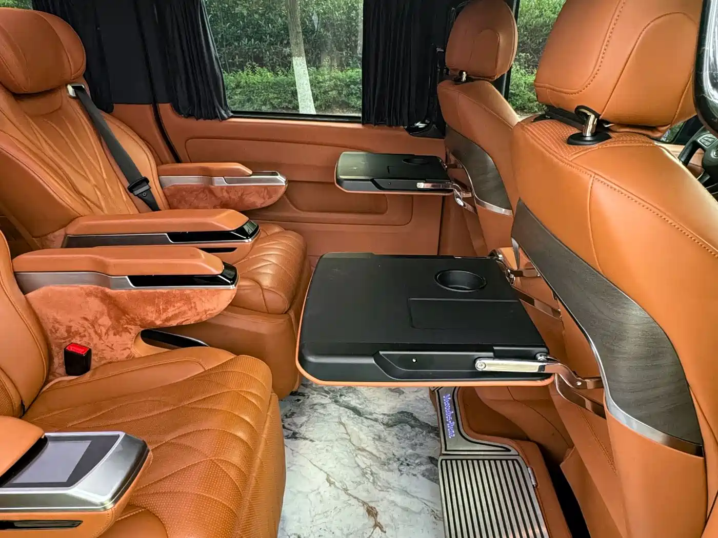 Mercedes-Benz Vito 2021 2.0T Business Edition 7-seater фото 13