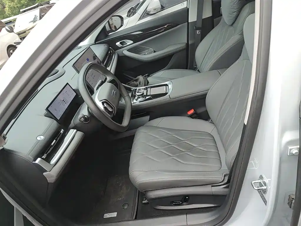 Geely Galaxy Galaxy A7 2025 EM-i фото 15