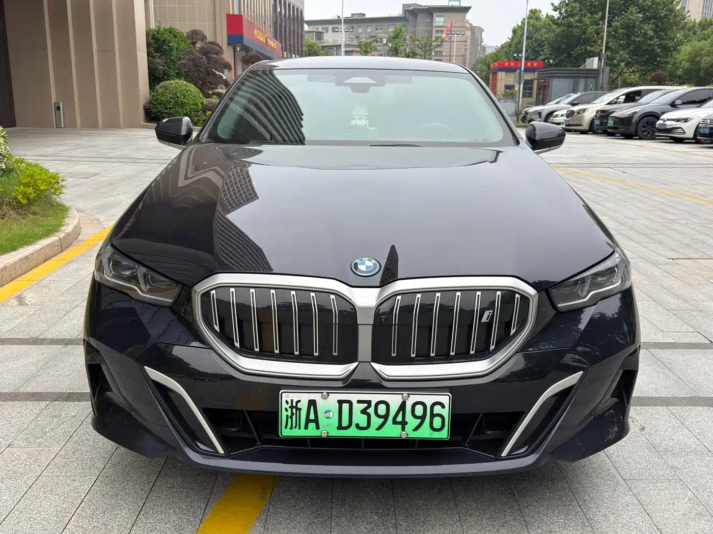 BMW i5 2025 eDrive 40L M Sport Package фото 2