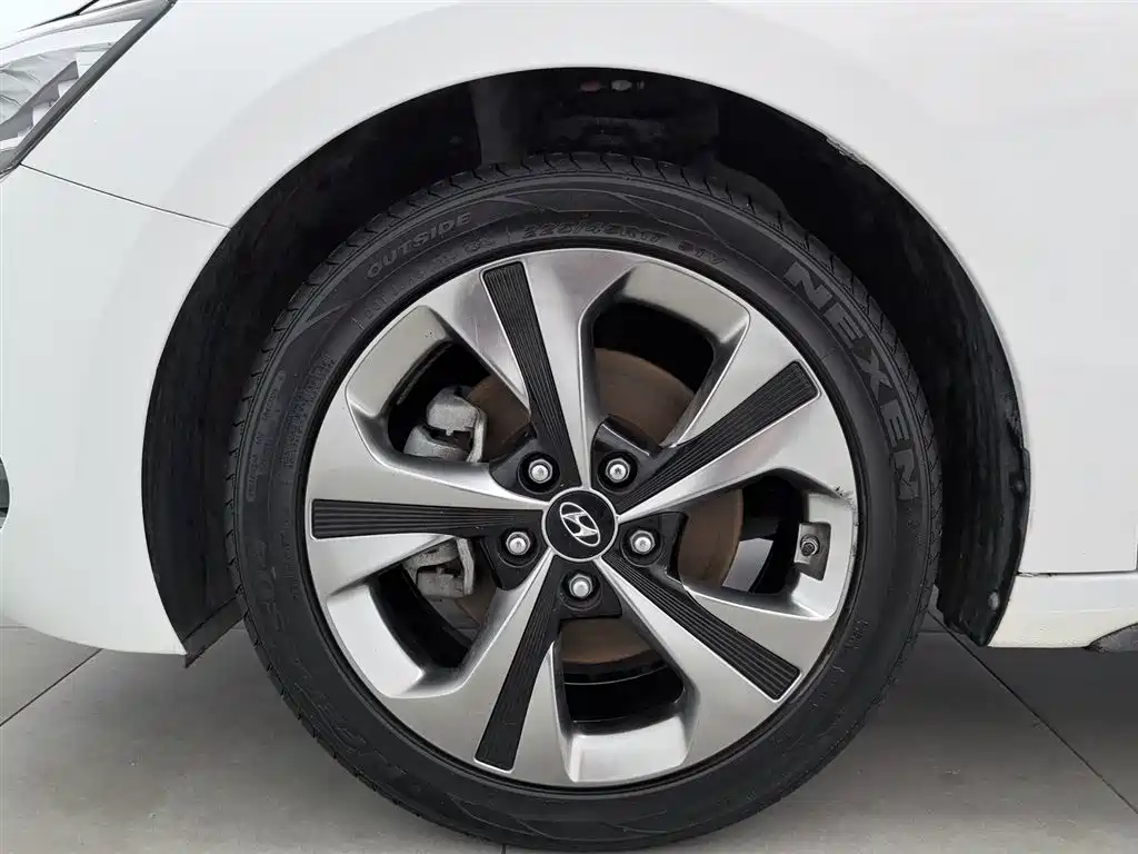 Hyundai Fista 2019 280TGDi Smart Speed Edition China VI фото 17