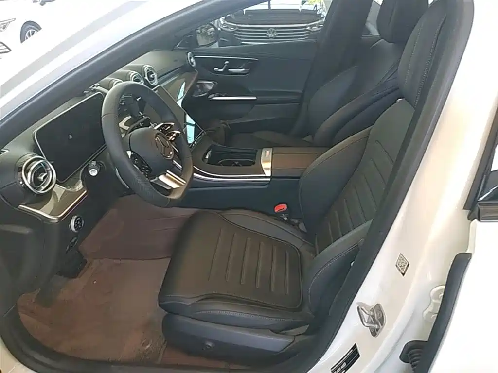 Mercedes-Benz C-Class 2025 C 260 L Night Sport Edition фото 15