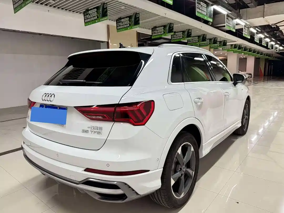 Audi Q3 2023 35 TFSI Fashion Dynamic (1.4T) фото 16