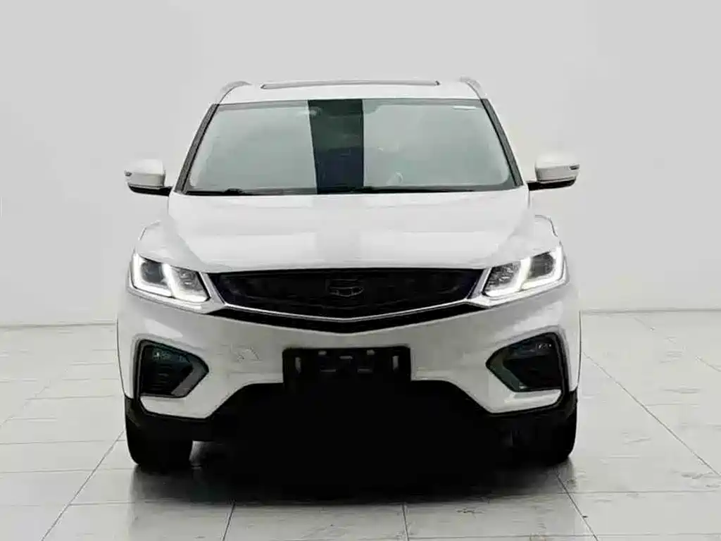 Фото 1 - Geely Coolray