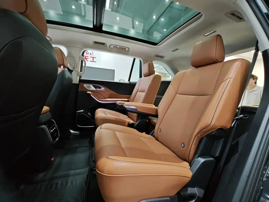 Hongqi HS7 PHEV 2026 2025 Revised Model 2.0T PHEV 4WD 2 Million Units Commemorative Edition 6-Seater