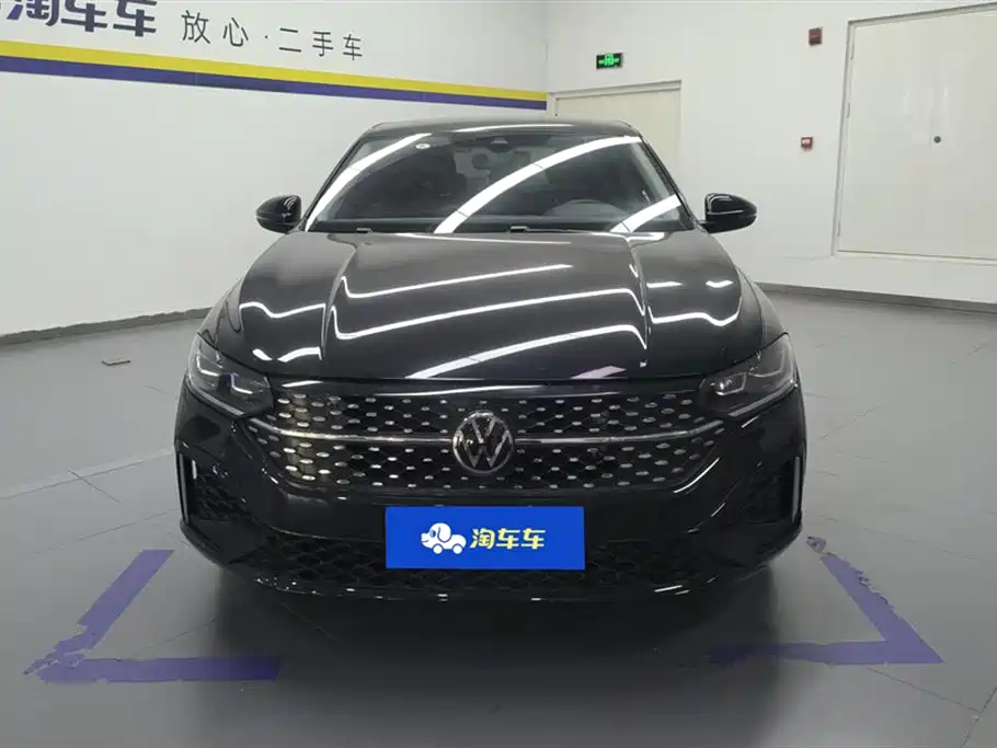Volkswagen Lavida 2023 300TSI DSG Starlight Full Comfort Edition фото 2