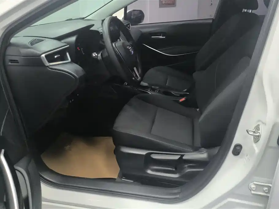 Toyota Corolla 2023 1.8L Smart Hybrid Dual Engine Elite Edition фото 9